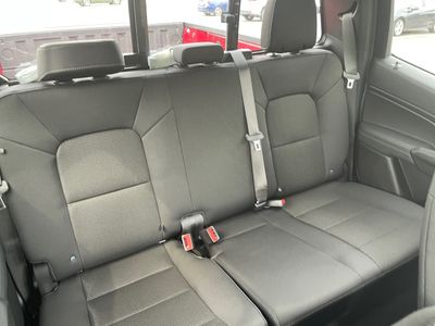 2025 GMC Canyon — photo 14 view