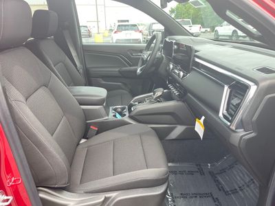 2025 GMC Canyon — photo 15 view