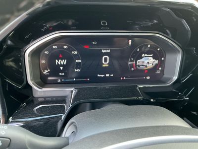 2026 GMC Sierra 1500 — photo 8 view