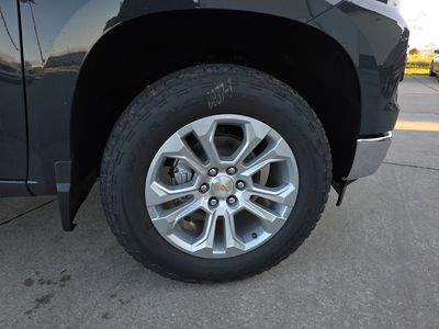 2026 Chevrolet Silverado 1500 — photo 15 view
