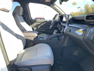 2025 Toyota Tacoma — photo 12 view