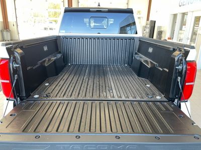 2025 Toyota Tacoma — photo 10 view