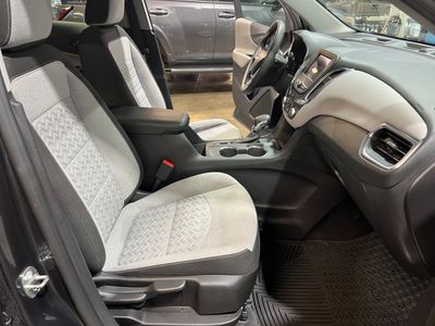 2022 Chevrolet Equinox — photo 14 view