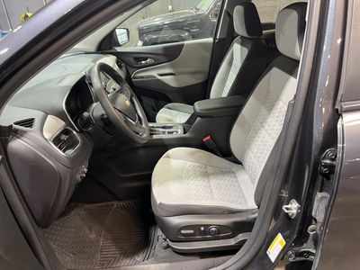 2022 Chevrolet Equinox — photo 10 view