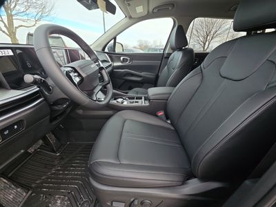 2026 Kia Sorento Hybrid — detail view