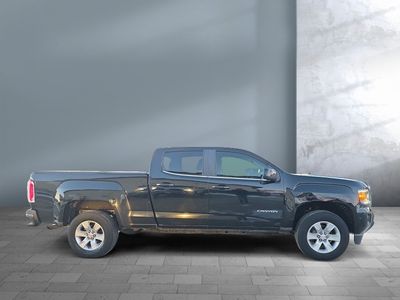 2015 GMC Canyon — rear three-quarter view