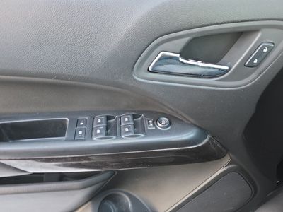 2015 GMC Canyon — interior view