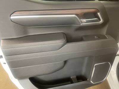 2025 GMC Sierra 1500 — photo 13 view