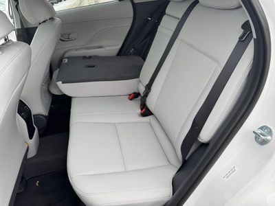 2026 Hyundai Kona — photo 10 view