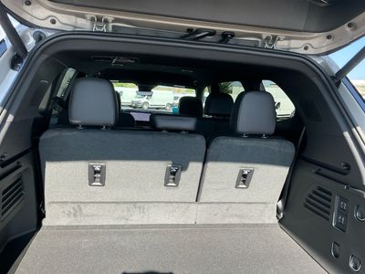 2026 Buick Enclave — photo 9 view