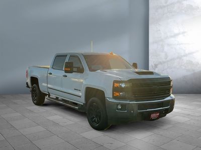 2017 Chevrolet Silverado 3500HD - Photo 2