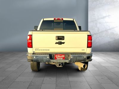 2017 Chevrolet Silverado 3500HD - Photo 5