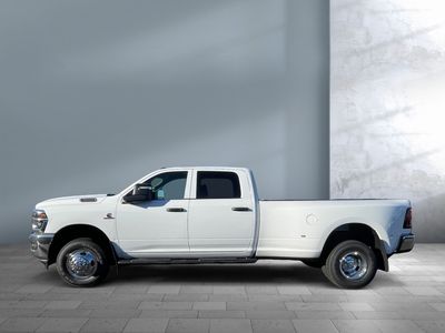 2026 Ram 3500 - Photo 4