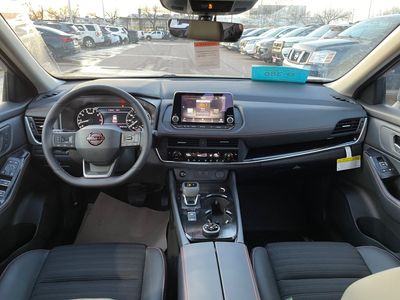 2026 Nissan Rogue — photo 15 view