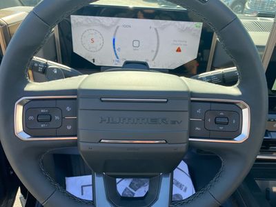 2024 GMC HUMMER EV SUV — photo 7 view