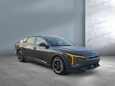 2025 Kia K4 - Photo 1