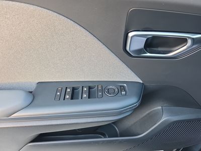 2025 Kia K4 - Photo 14