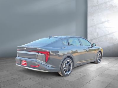2025 Kia K4 - Photo 3