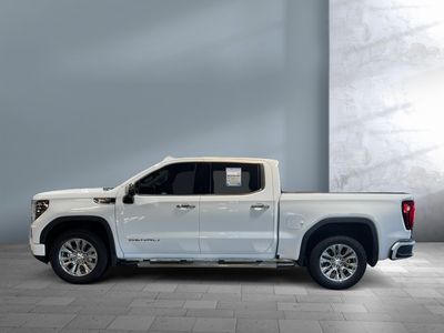 2023 GMC Sierra 1500 — interior view