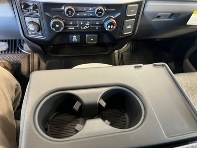 2026 Ford Super Duty F-350 SRW — photo 12 view