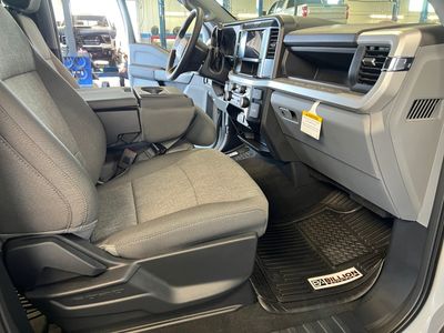 2026 Ford Super Duty F-350 SRW — photo 7 view