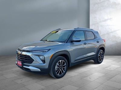 2025 Chevrolet Trailblazer — front three-quarter view