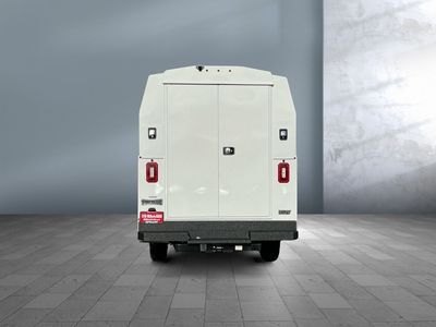 2025 Chevrolet Express Commercial Cutaway — detail view