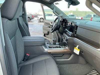 2026 Chevrolet Silverado 1500 - Photo 8