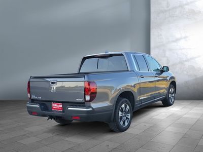 2019 Honda Ridgeline - Photo 2