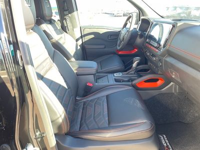 2026 Nissan Frontier - Photo 9