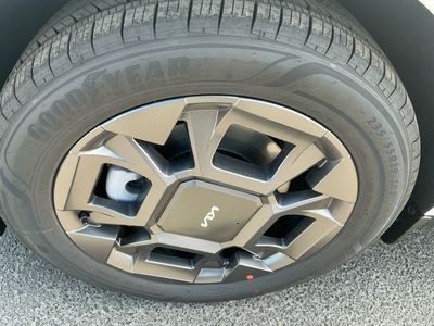 2026 Kia Carnival Hybrid — photo 15 view