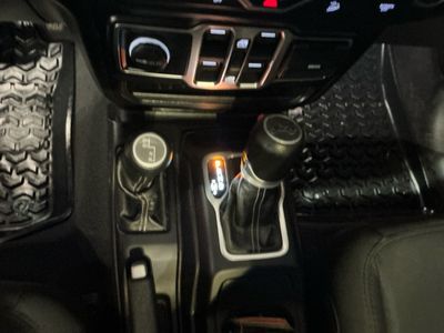 2019 Jeep Wrangler Unlimited — photo 11 view