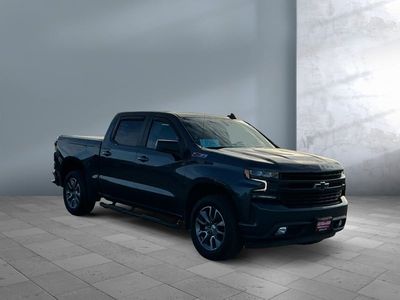 2021 Chevrolet Silverado 1500 — front three-quarter view