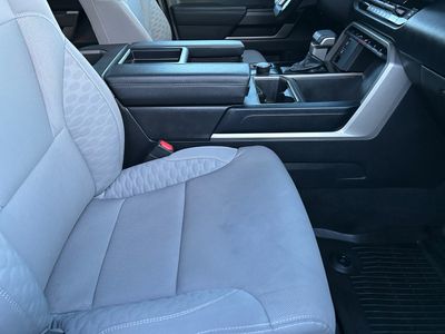 2025 Toyota Tundra 4WD — photo 13 view