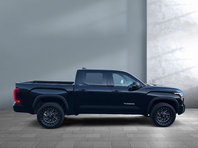 2025 Toyota Tundra 4WD — photo 7 view