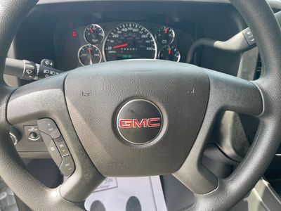 2025 GMC Savana Commercial Cutaway — photo 7 view