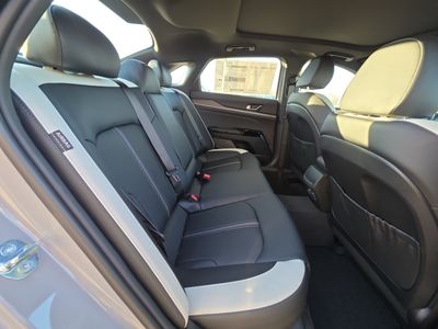 2026 Kia K5 — photo 12 view
