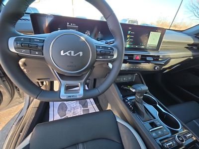 2026 Kia K5 — photo 14 view