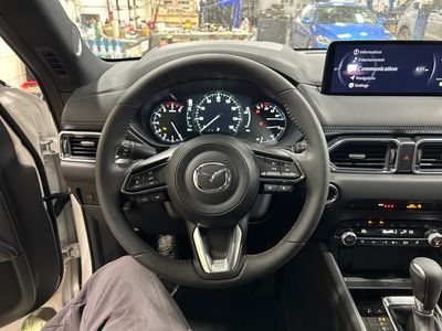 2025 Mazda CX-5 — photo 15 view