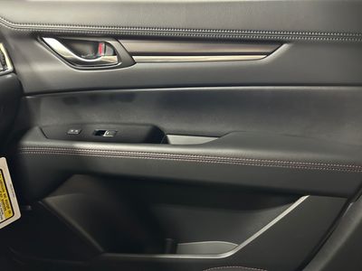2025 Mazda CX-5 — photo 10 view