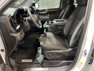 2022 Chevrolet Silverado 1500 — photo 13 view