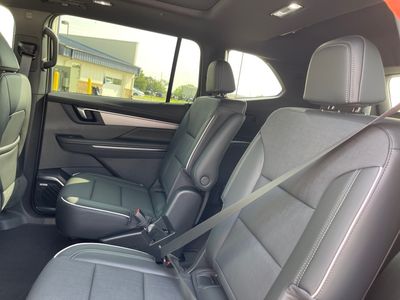 2026 Buick Enclave — photo 8 view
