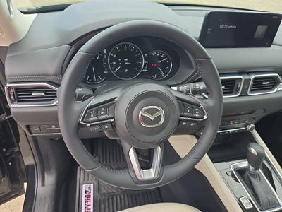 2024 Mazda CX-5 — photo 8 view