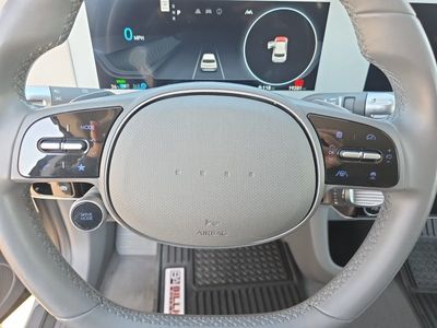 2023 Hyundai IONIQ 5 — photo 12 view