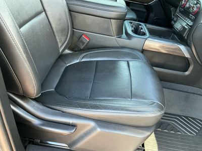 2020 Chevrolet Silverado 1500 — photo 12 view