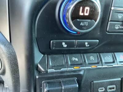 2020 Chevrolet Silverado 1500 — photo 13 view
