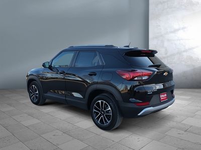 2025 Chevrolet Trailblazer - Photo 2