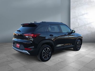 2025 Chevrolet Trailblazer - Photo 3