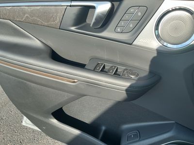 2025 Buick Enclave — photo 12 view