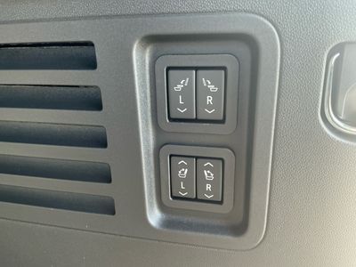 2025 Buick Enclave — detail view